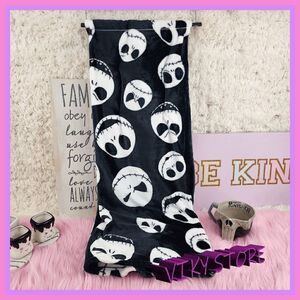 NWT {Disney's} The Night Before Christmas : Oversized Plush Throw 50x70 NWT